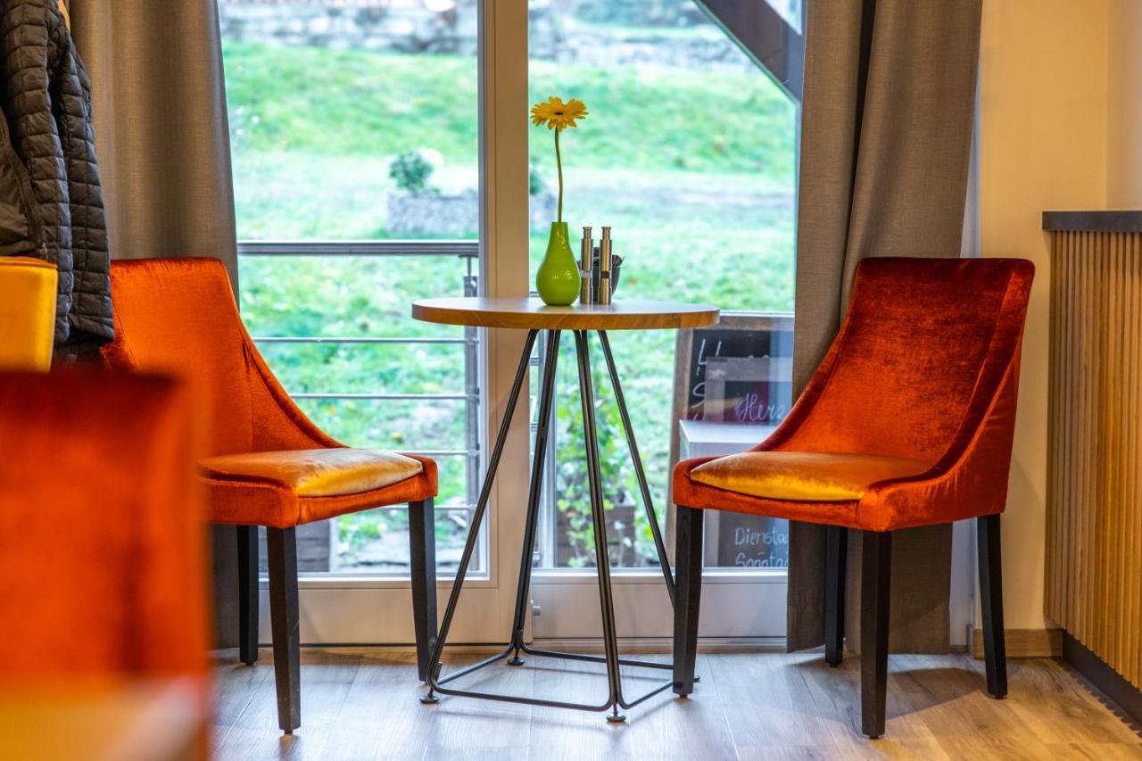 Pension&Café Abendröte Kurort Oybin Exteriör bild